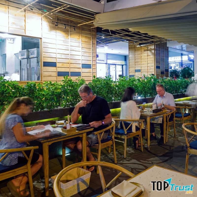 Nhà hàng Pizza 4P's