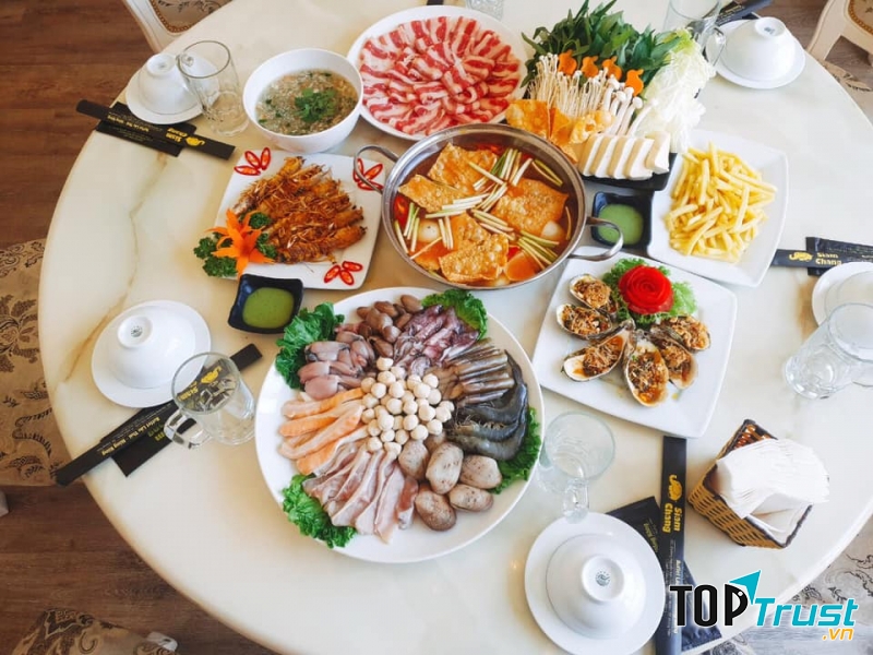 Thực đơn hấp dẫn, phong phú