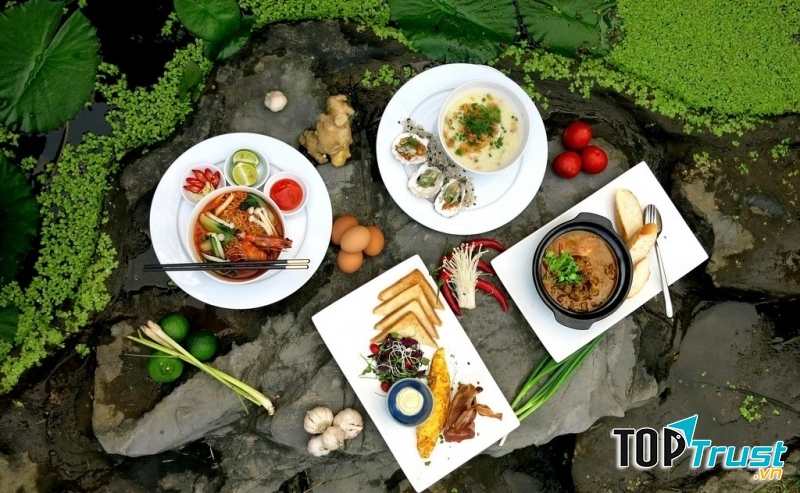 Soft Water mang đến cho thực khách thực đơn gọi món vô cùng phong phú những hương vị ẩm thực khó quên