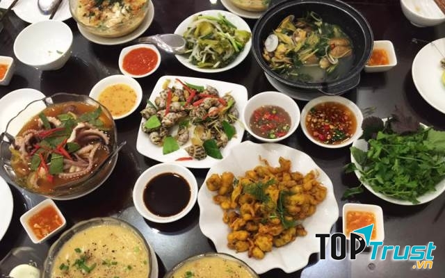 Những món hải sản được chế biến theo yêu cầu của khách hàng