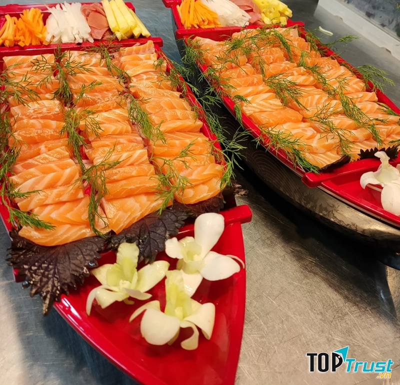 Nhà Hàng Thác Bạc - Thác Ong Khau Phạ