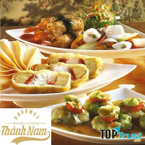 Món buffet hấp dẫn tại nhà hàng