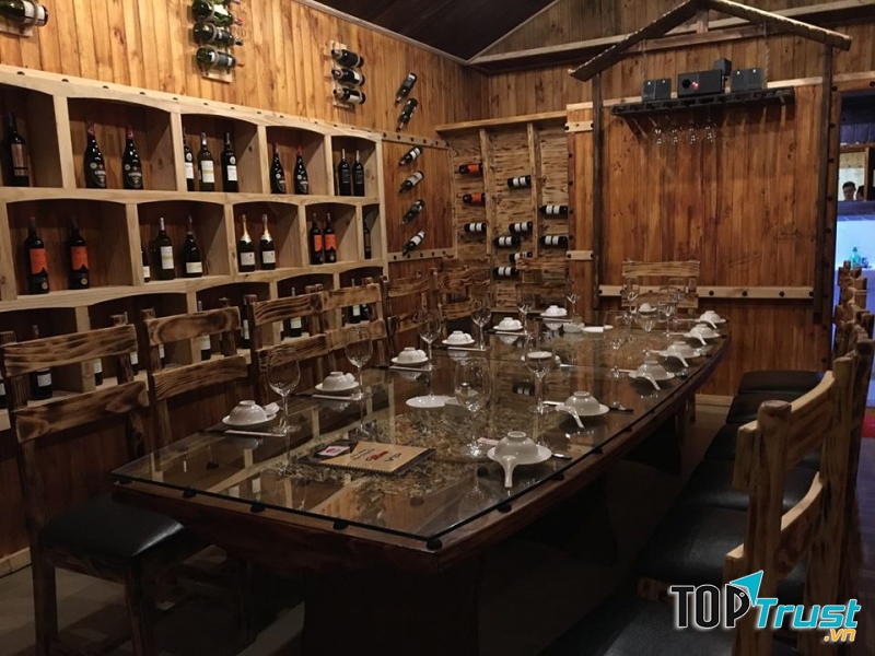 Nhà Hàng Thiên Hồng Phát