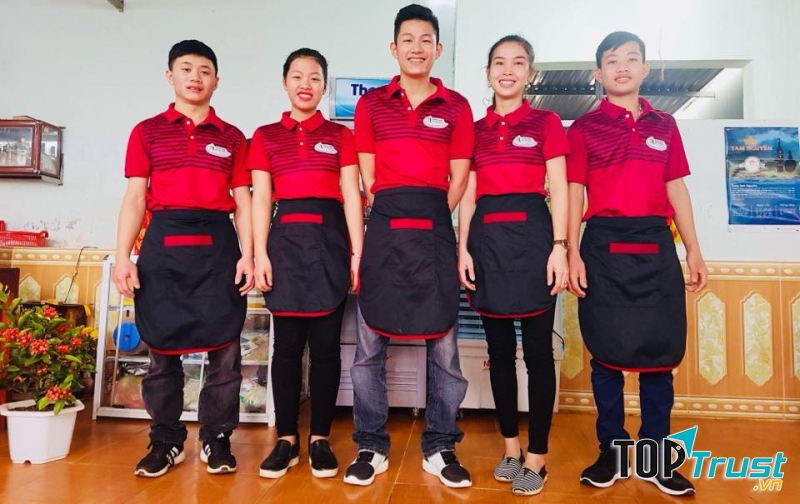 Nhà Hàng Thông Ngọc