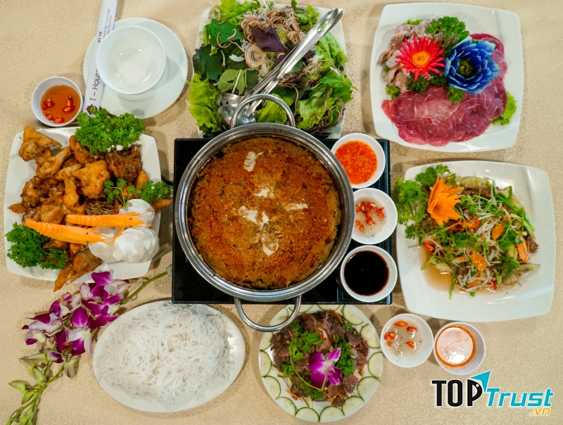 Nhà hàng Thư Hằng