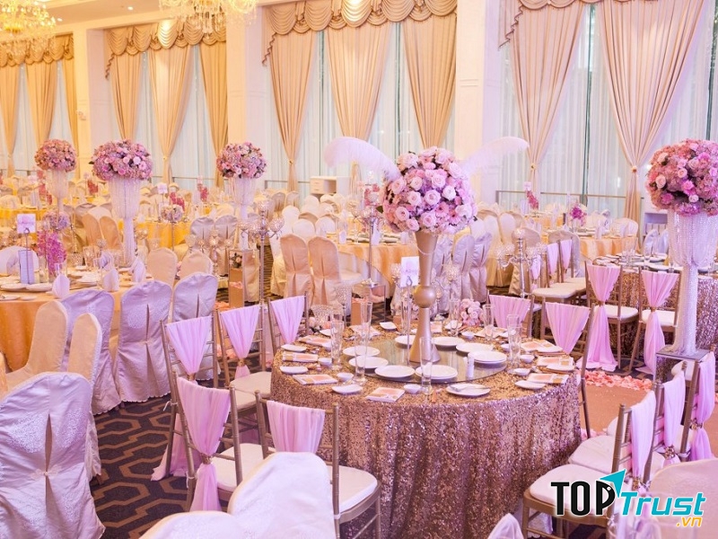 Nhà Hàng Tiệc Cưới Đông Phương