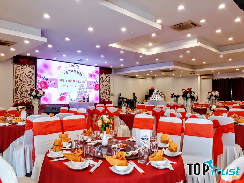 Nhà hàng tiệc cưới hội nghị Rose Palace