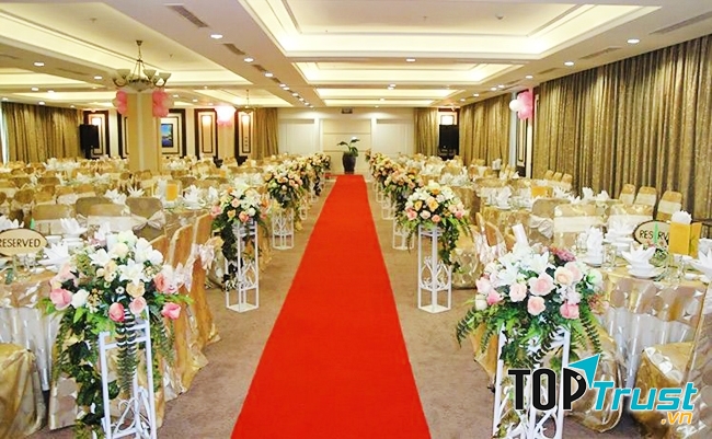 Nhà hang tiệc cưới - khách Sạn La Sapinette