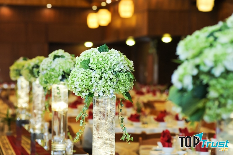 Nhà hàng tiệc cưới Monet Garden Villa