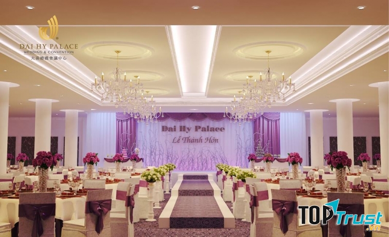 Không gian trang nhã, lịch sự của nhà hàng tiệc cưới Phúc Đại Hỷ