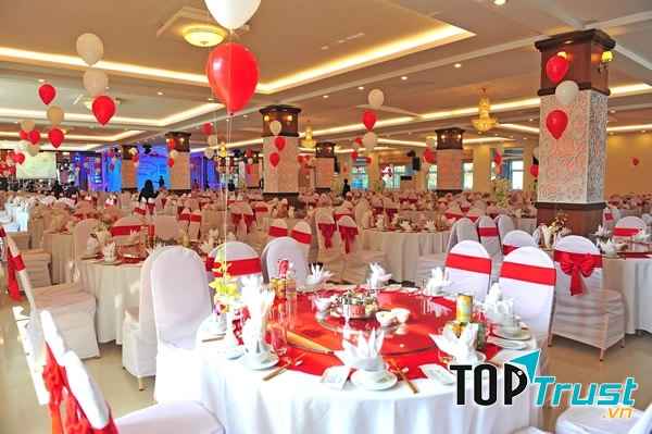 Nhà hàng tổ chức tiệc cưới Duy Tân