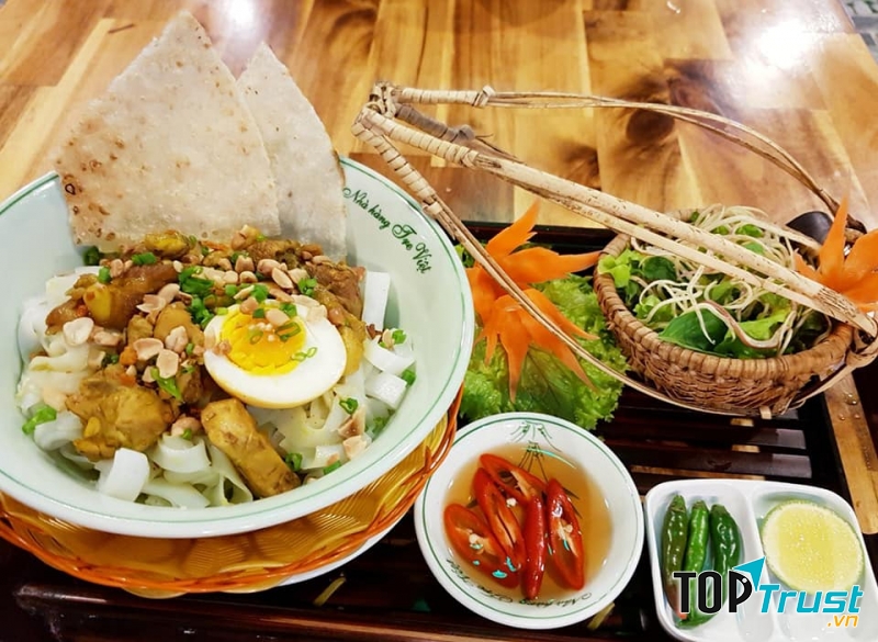 Nhà Hàng Tre Việt