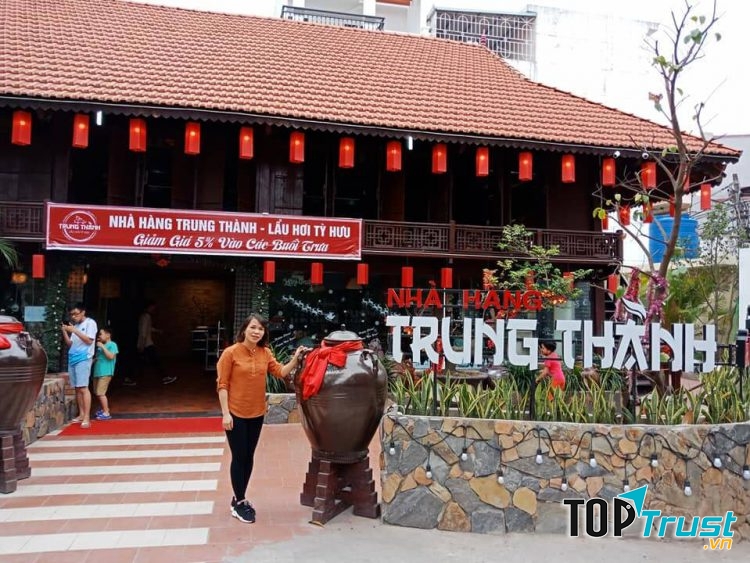 Nhà Hàng Trung Thành