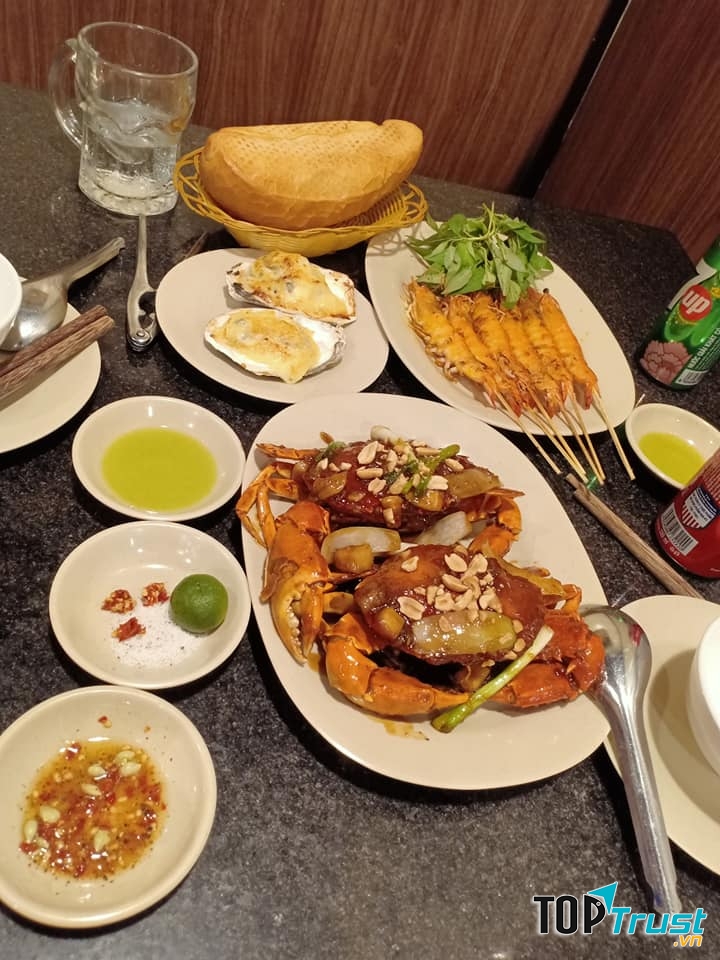 Nhà hàng Út Cà Mau