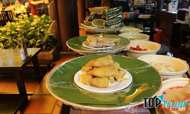 Quán Ăn Ngon – địa điểm hẹn hò Hà Nội cho những người yêu thích ẩm thực truyền thống