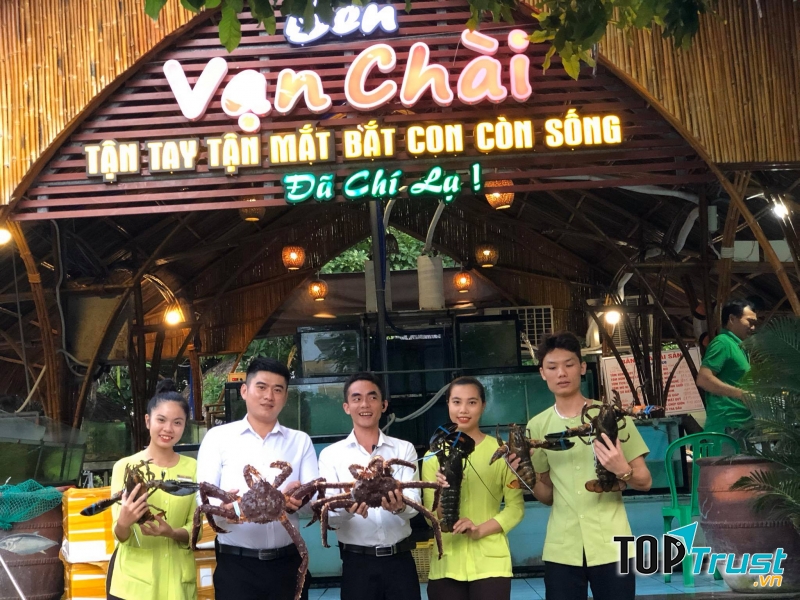 Nhà Hàng Vạn Chài