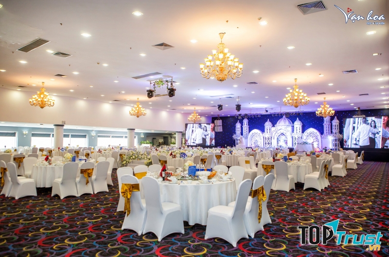 Nhà hàng Vạn Hoa