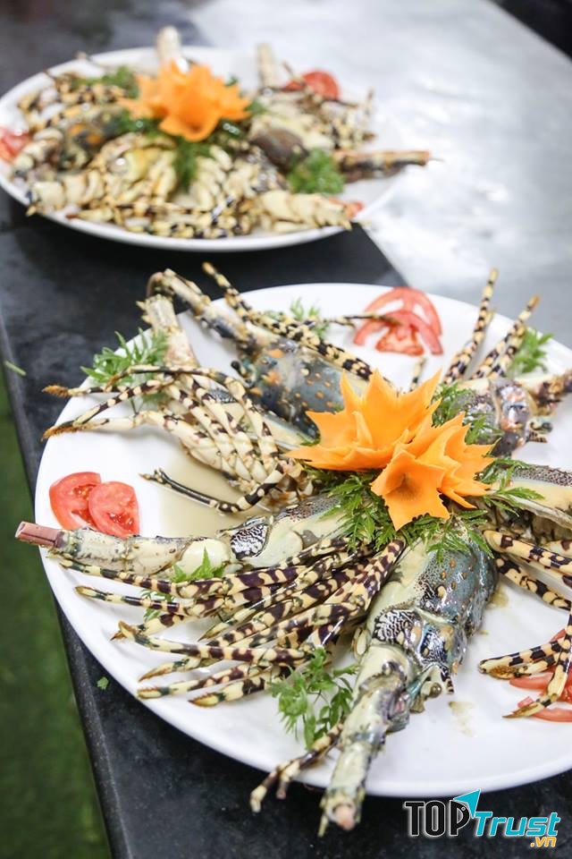 Nhà hàng Vạn Tuế