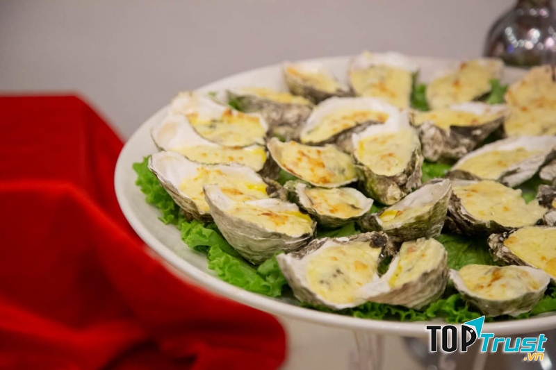 Nhà hàng Vạn Tuế