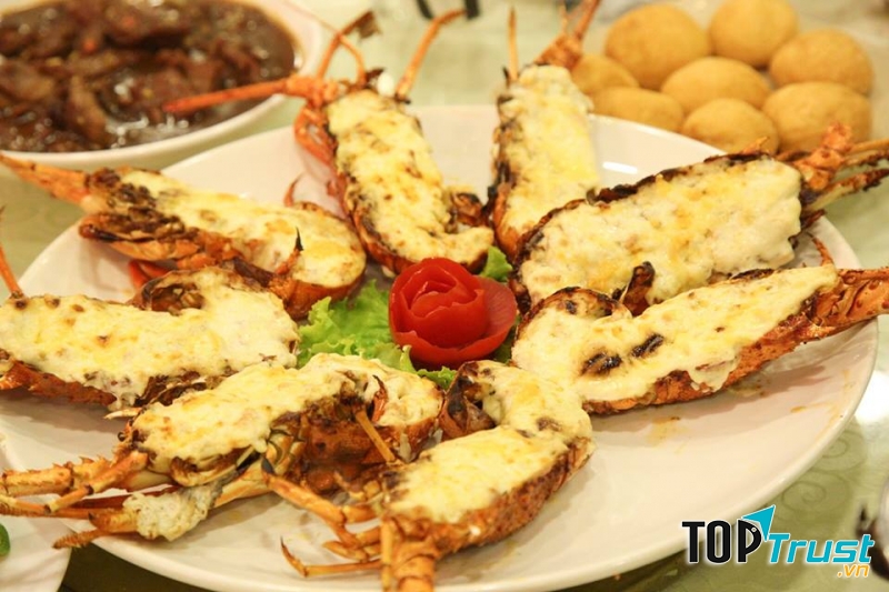 Nhà hàng Vạn Tuế