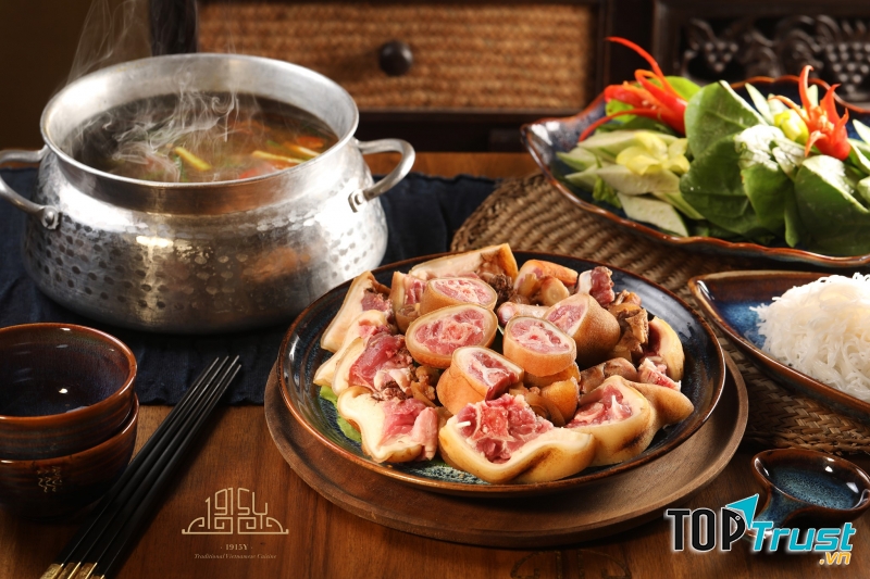 Nhà hàng Việt 1915Y