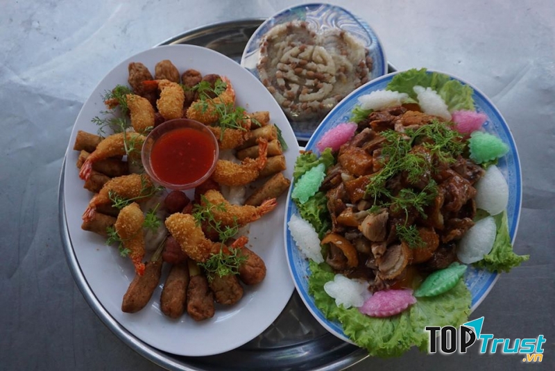 Nhà hàng Việt Hà