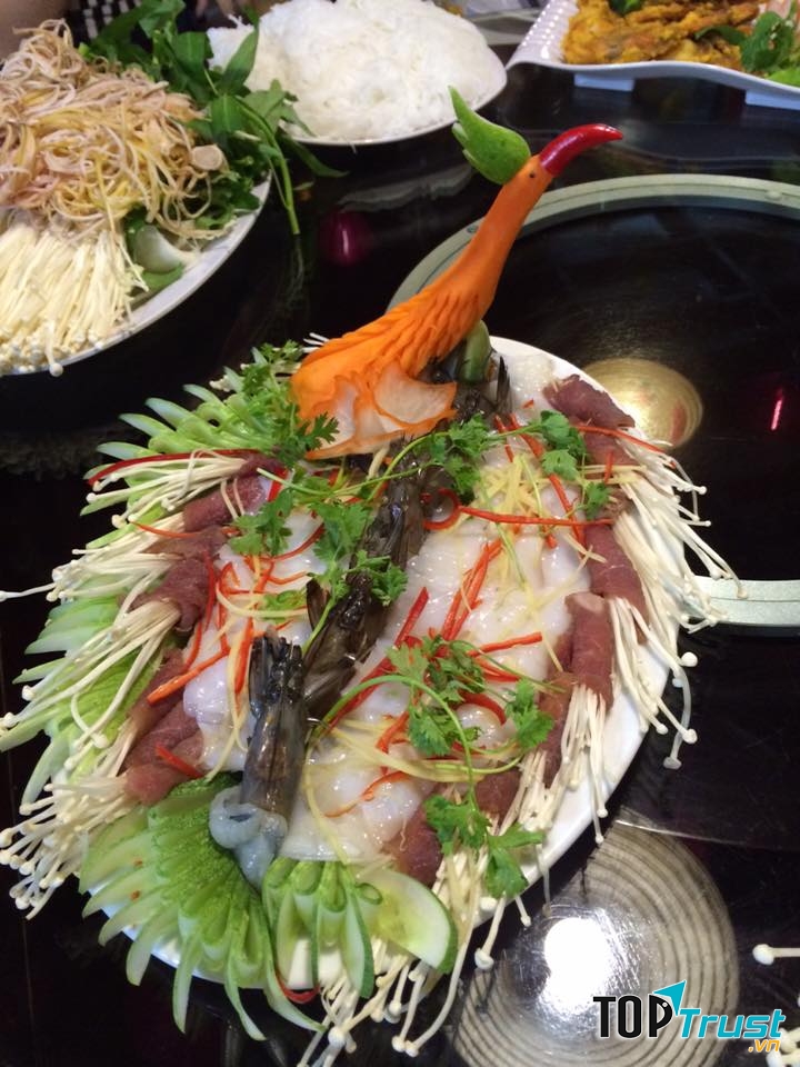 Nhà hàng Việt Square