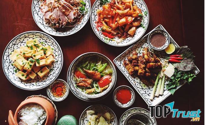 Nhà Hàng Việt – StarHill