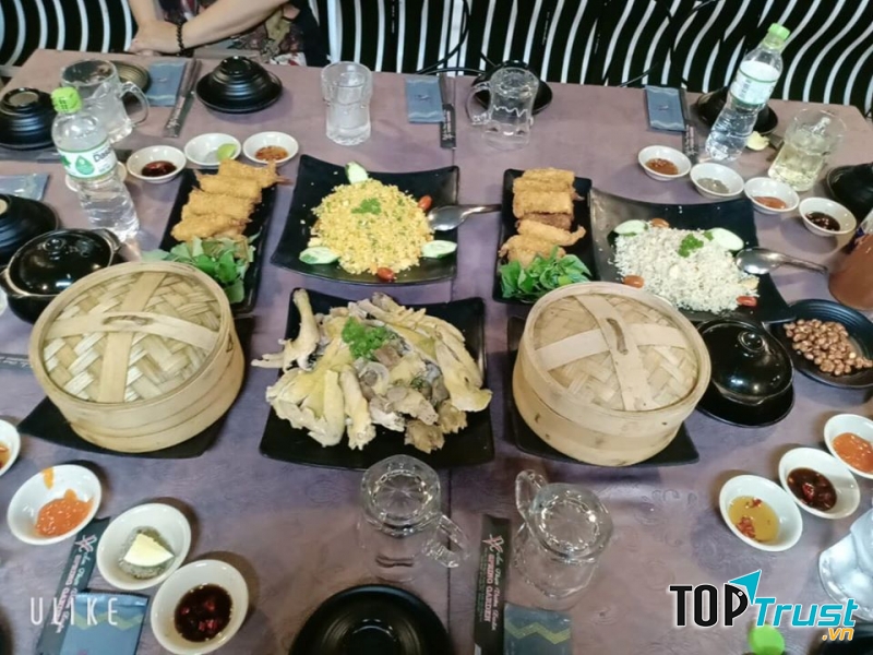 Nhà hàng Vườn Xuân