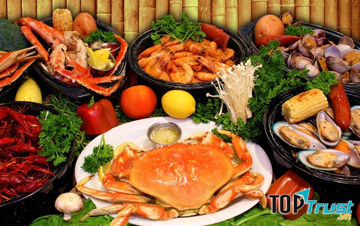 Nhà hàng Xóm Vắng 3 chuyên phục vụ hải sản Hạ Long