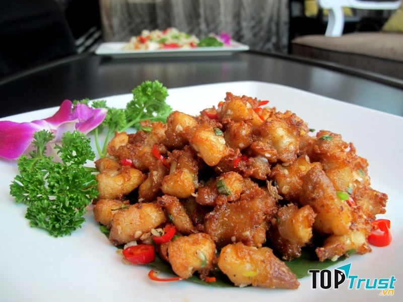 Nhà hàng Xưa và Nay