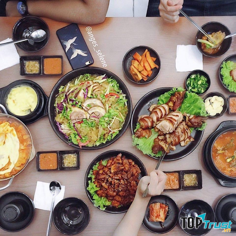 Nhà hàng Yeol Kwang