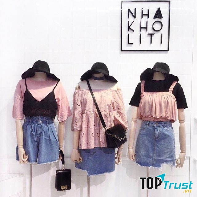 Đến với Nhà kho li ti, các bạn tha hồ chọn chân váy, t-shirt