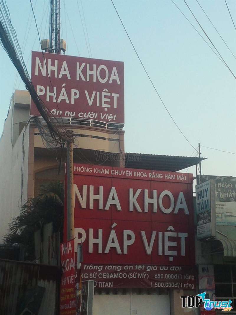 Nha khoa Pháp Việt