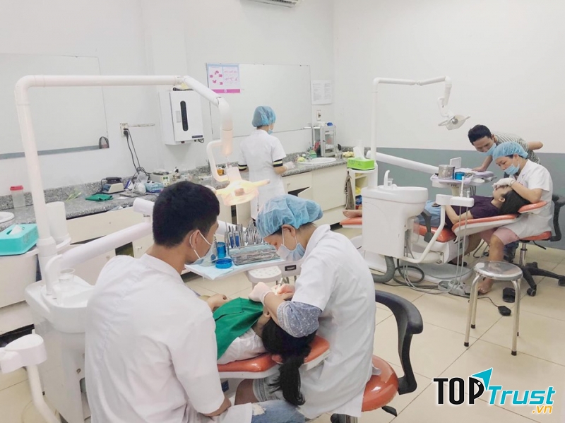 Nha khoa Pháp Việt - Huế