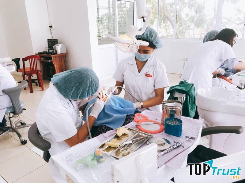 Nha Khoa Pháp Việt Huế