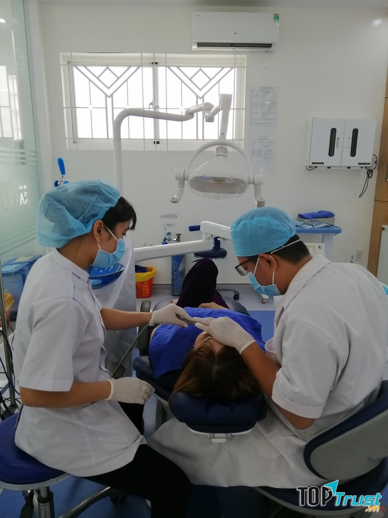 Nha khoa Quốc tế Paris