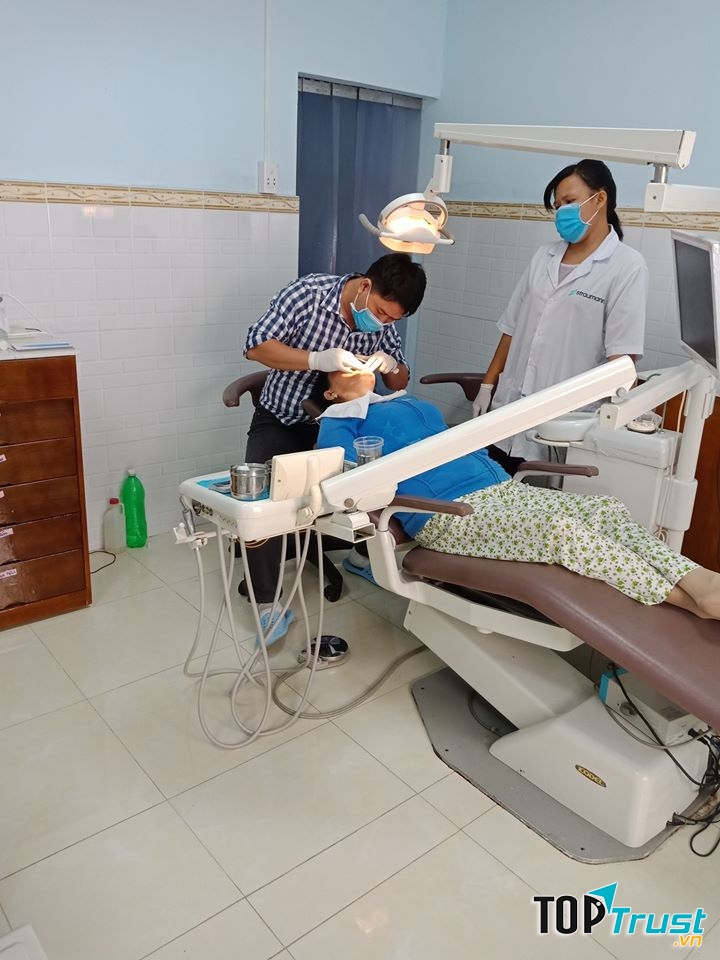 Nha khoa Tường Vân