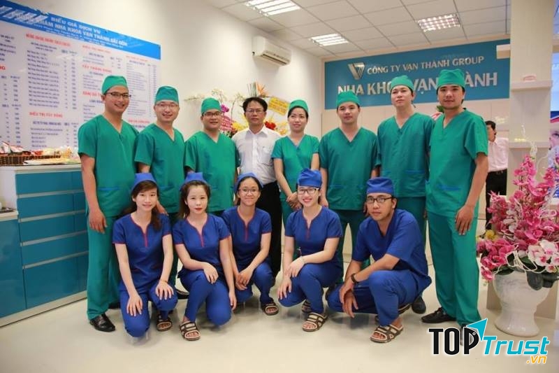 Nha Khoa Vạn Thành