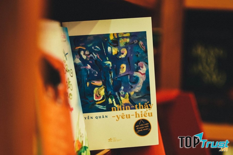 Sách do Nhã Nam xuất bản.