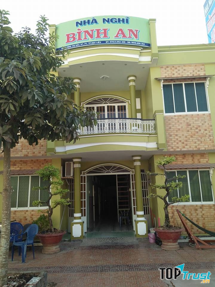 Nhà nghỉ Bình An