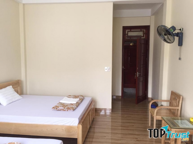 Phòng nghỉ của nhà nghỉ Quốc Thái.
