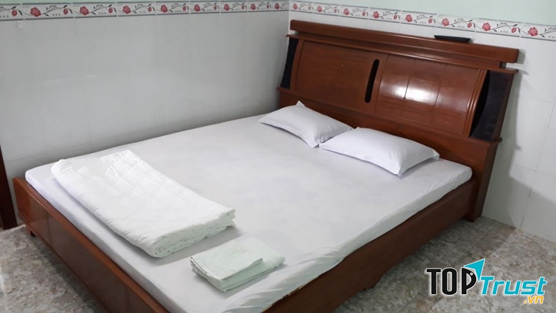 Nhà nghỉ Yến Nhi