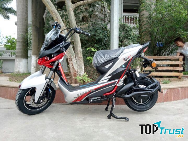 Xe đạp điện tại Suzika