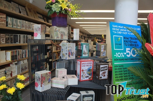 Nhà sách Hà Nội