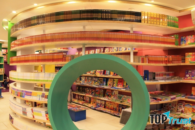 Nhà sách Books of Awesome