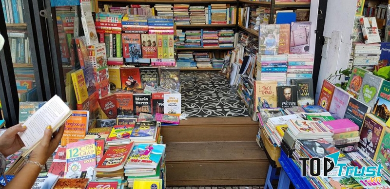 Nhà sách Nhất Nam