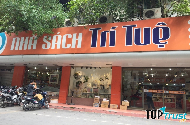 Nhà sách Trí Tuệ.