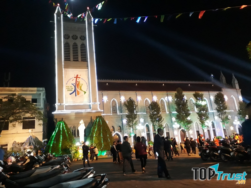 Nhà thờ chính tòa Hải Phòng