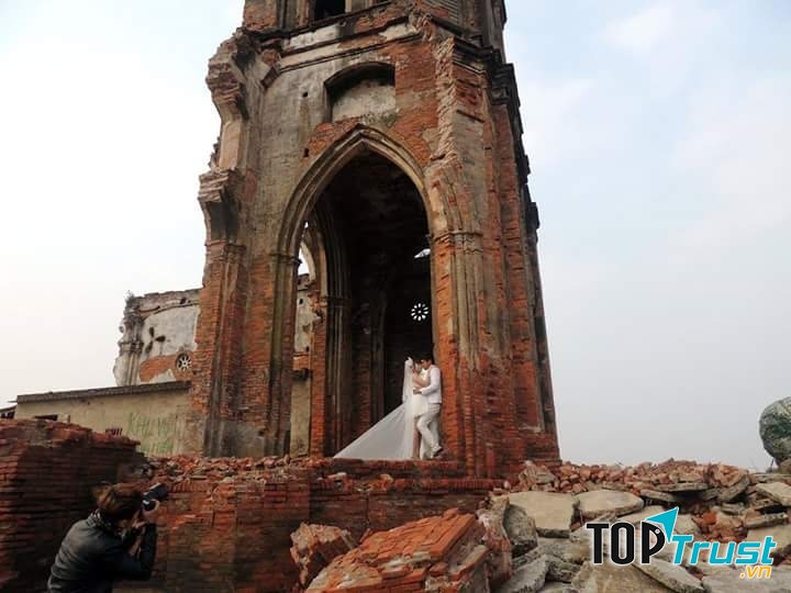 Tuy không còn nguyên vẹn nhưng sức hút vô cùng lớn